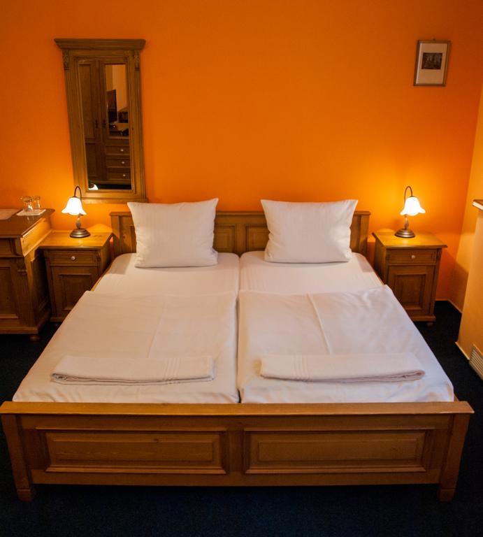 Hotel A Restaurace U Hrncire Kutná Hora Szoba fotó
